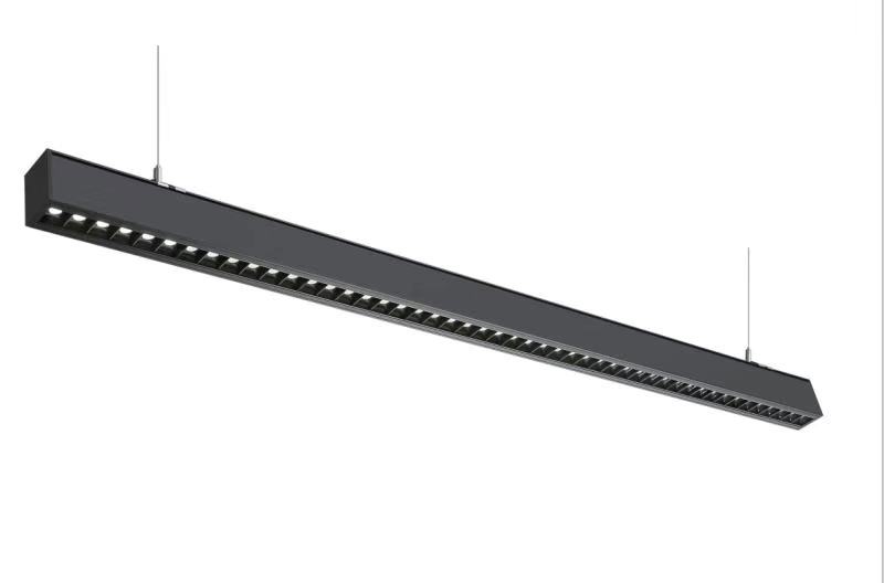 Suspension linear light with Low UGR office lighting